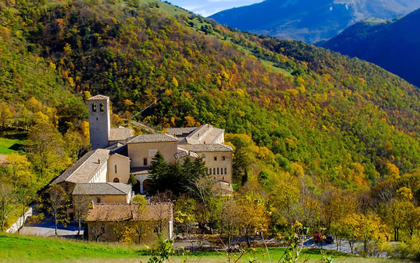 Eremo di Fonte Avellana